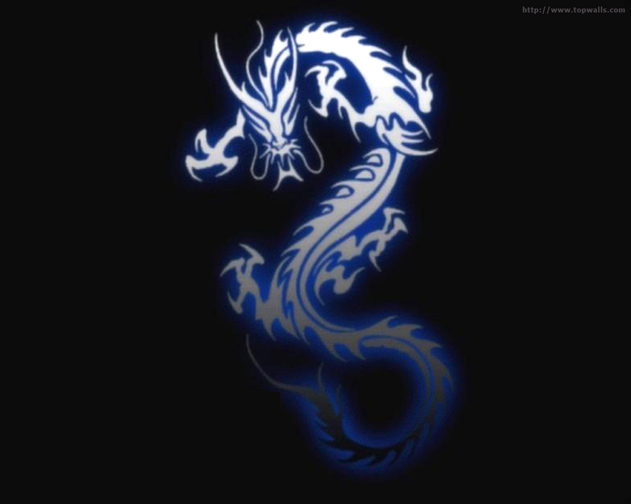Китайский дракон на темном фоне