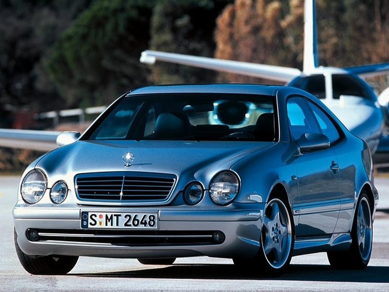 C208 Mercedes