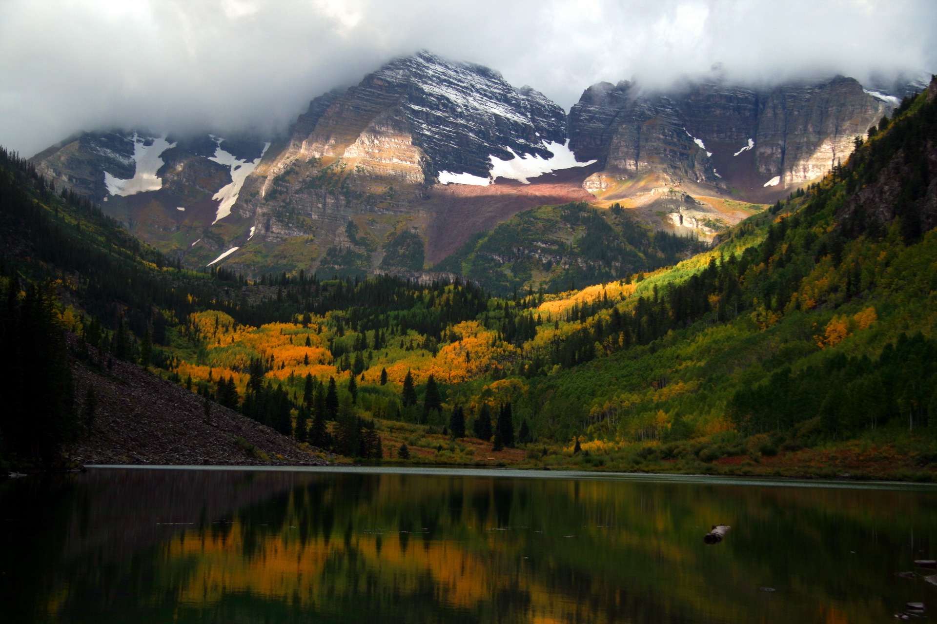 Rockies mountains. Штат Колорадо скалистые горы. Национальный парк скалистых гор Колорадо. Роки-Маунтин, штат Колорадо. Рокки Маунтинс горы.