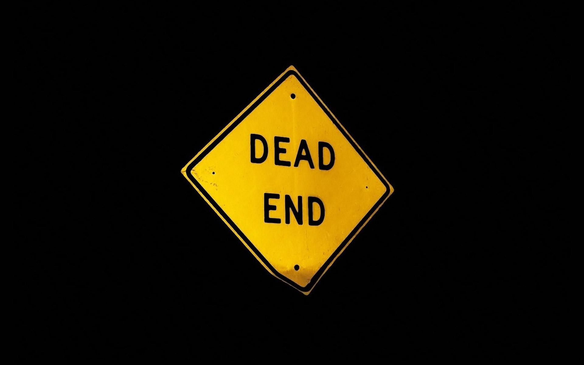 Надписи на желтом фоне. Dead end знак. Dead надпись. Dead end надпись. Знаки на черном фоне.