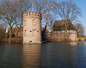 Картинка Замки Германия Castle Bladenhorst