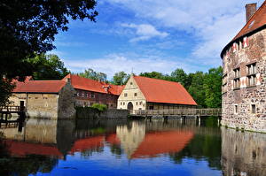 Картинки Замок Германия Castle Vischering